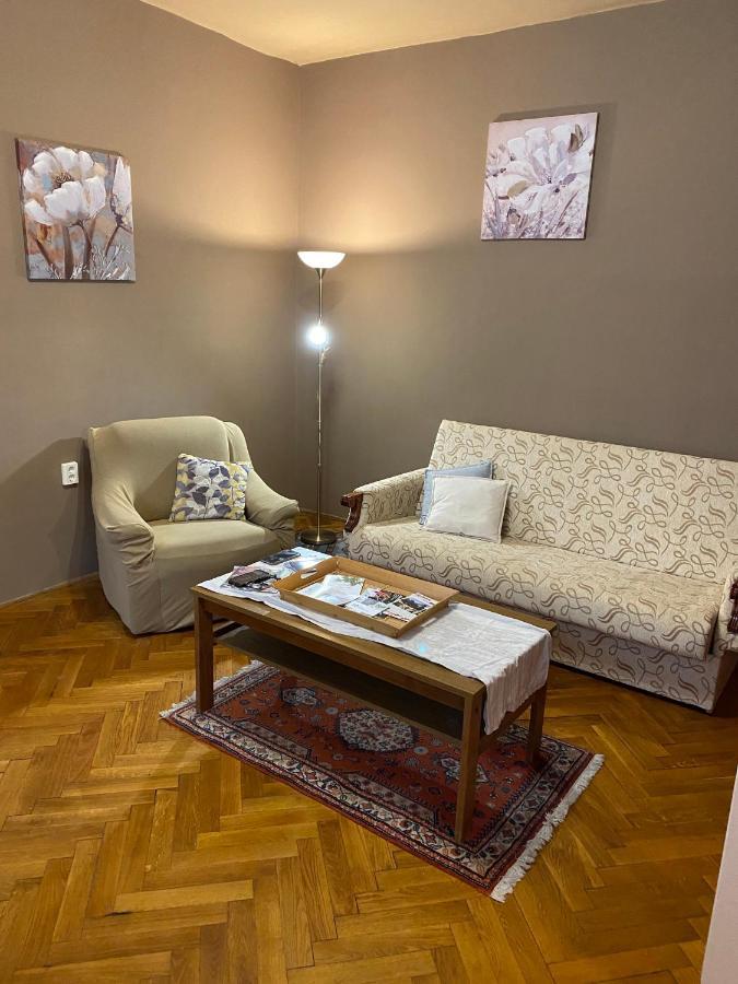 Szell 3 Apartman Apartment Szombathely Bagian luar foto