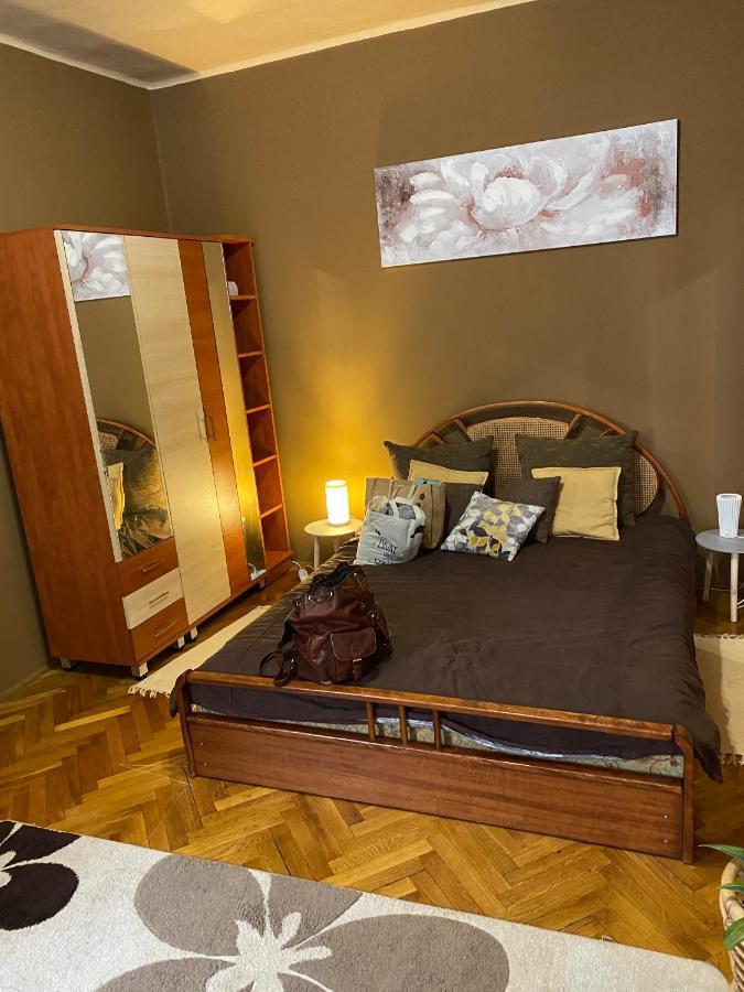 Szell 3 Apartman Apartment Szombathely Bagian luar foto