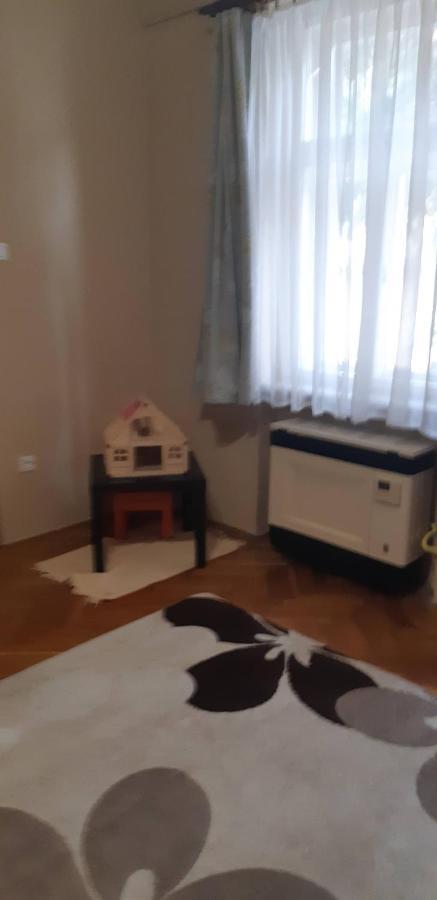 Szell 3 Apartman Apartment Szombathely Bagian luar foto