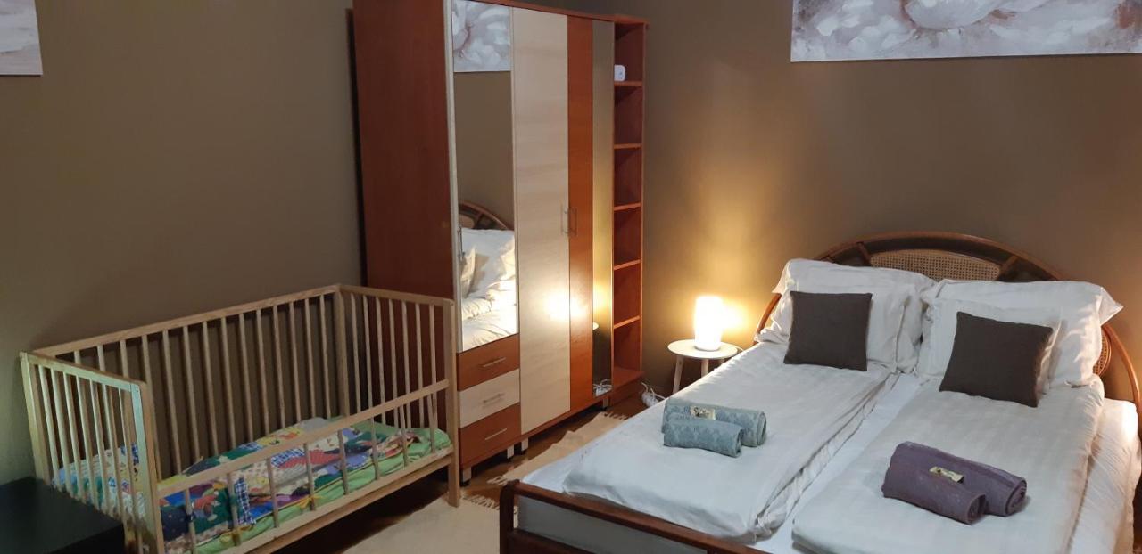Szell 3 Apartman Apartment Szombathely Bagian luar foto