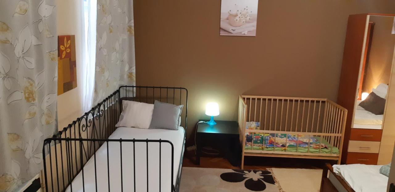 Szell 3 Apartman Apartment Szombathely Bagian luar foto