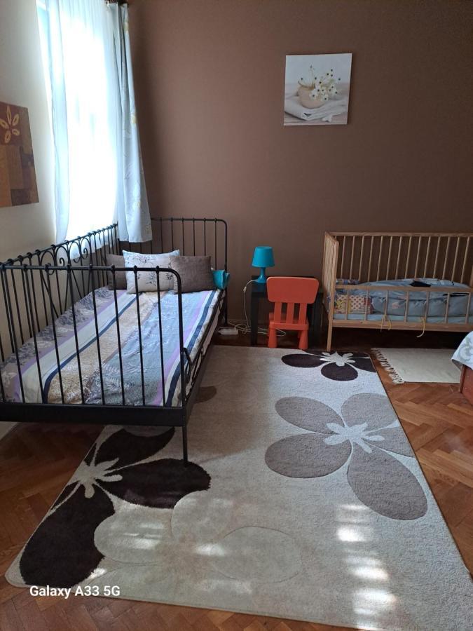 Szell 3 Apartman Apartment Szombathely Bagian luar foto